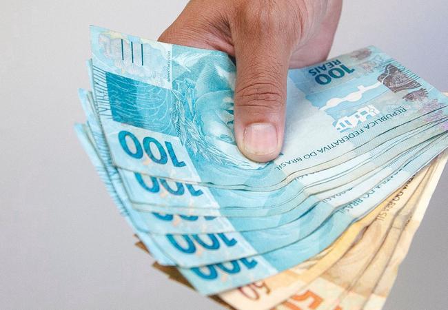 Empréstimo: quando vale a pena pegar um e quais cuidados tomar